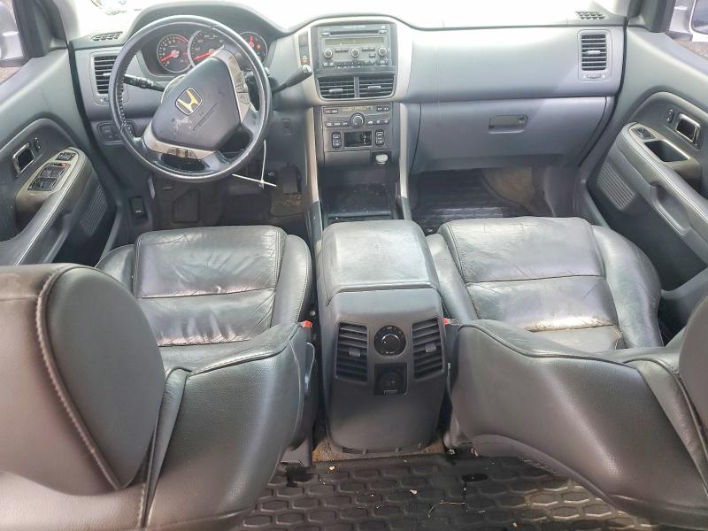 Photo 8 from auction – 2006 HONDA PILOT with VIN 5FNYF28566B015027