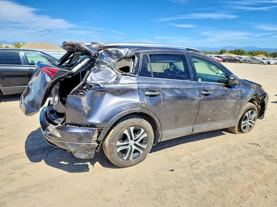 Photo 3 from auction – 2017 TOYOTA RAV4 with VIN JTMZFREV1HJ103299