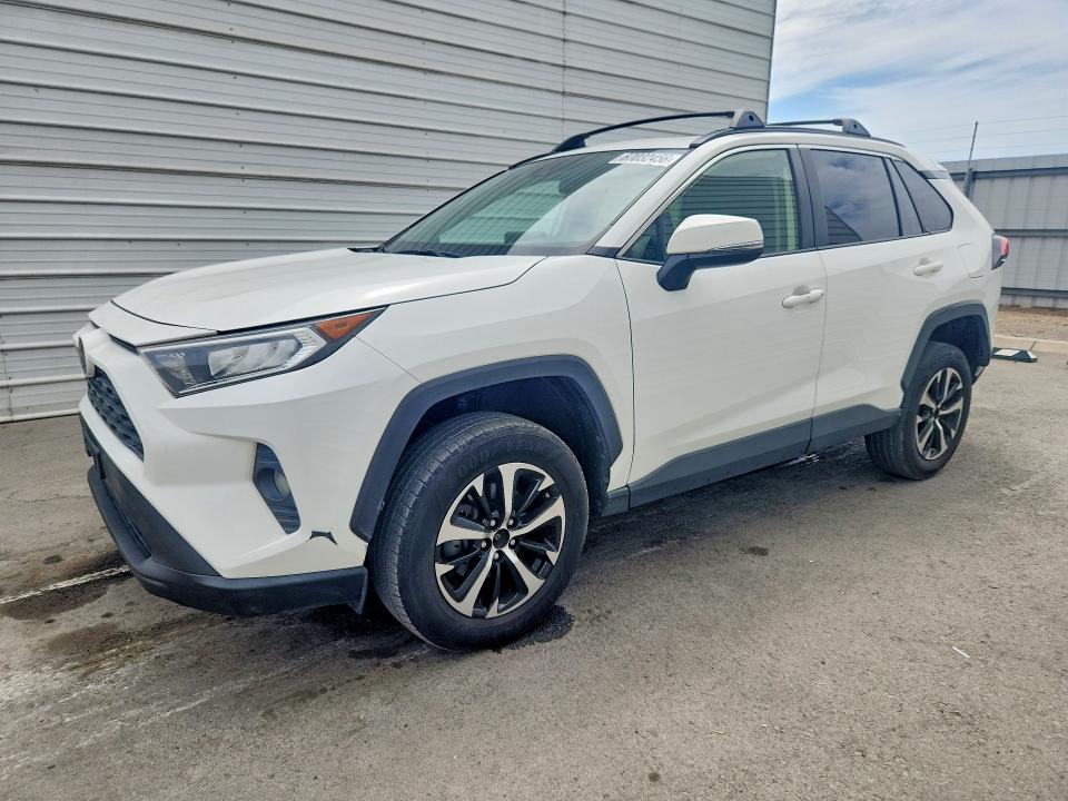 Photo 1 from auction – 2019 TOYOTA RAV4 with VIN JTMW1RFV4KD004806
