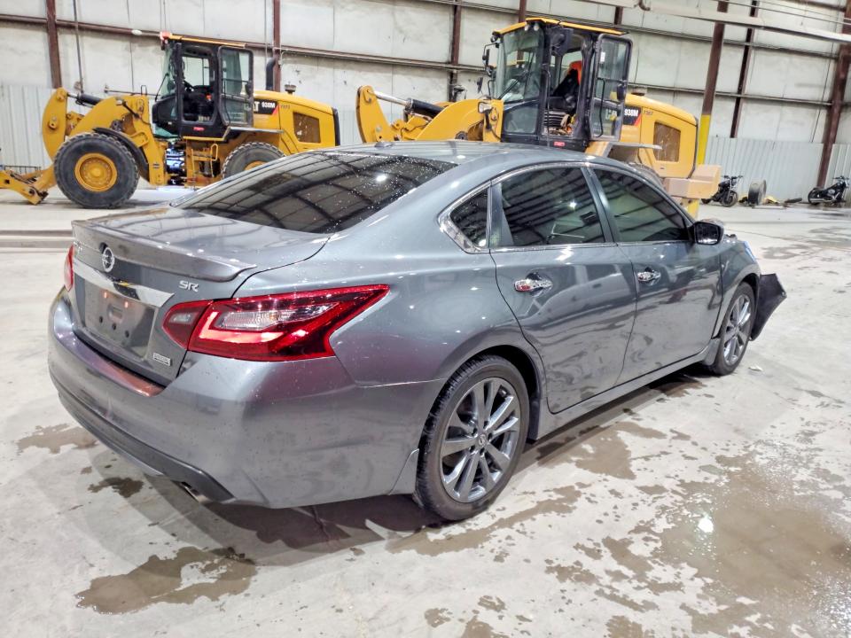 Photo 3 from auction – 2018 NISSAN ALTIMA with VIN 1N4AL3AP7JC266954