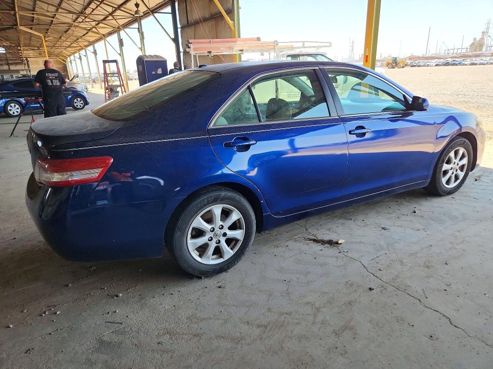 Photo 3 from auction – 2011 TOYOTA CAMRY with VIN 4T4BF3EKXBR087731