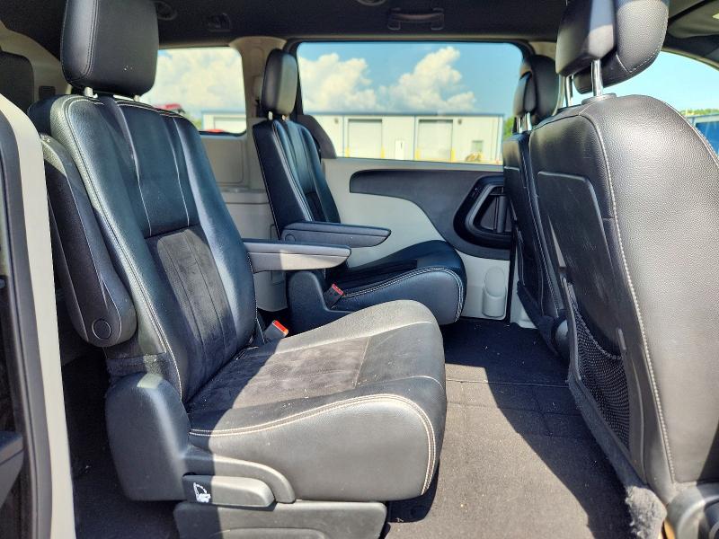 Photo 10 from auction – 2018 DODGE GRAND CARAVAN with VIN 2C4RDGCG1JR249332