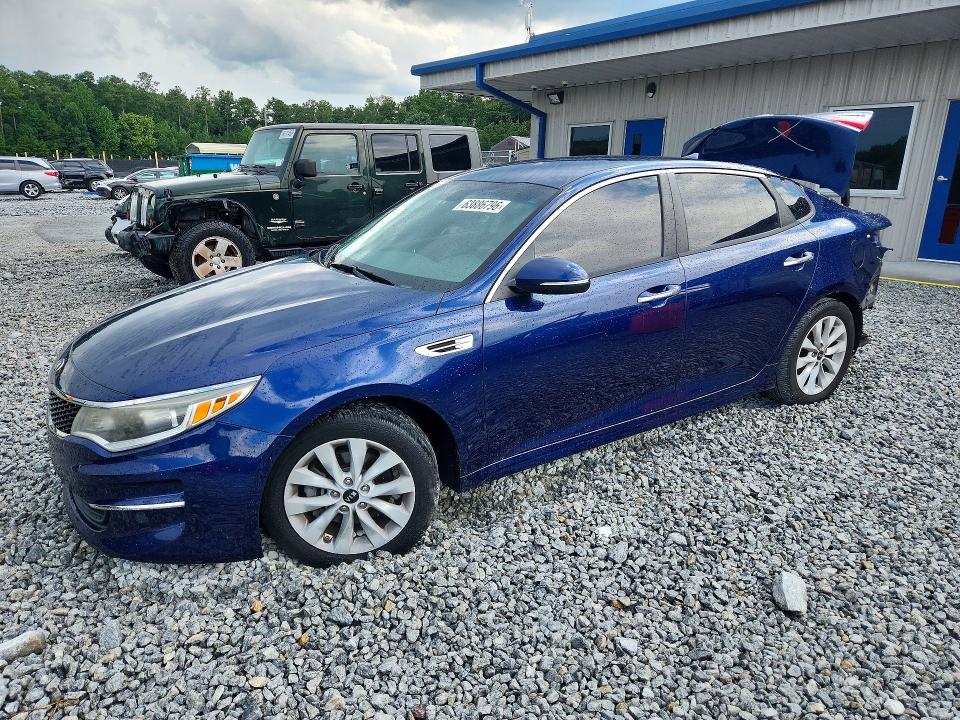 KIA OPTIMA 2017 with VIN 5XXGT4L32HG172625 - Photo from auction