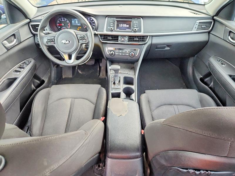 Photo 8 from auction – 2017 KIA OPTIMA with VIN 5XXGT4L32HG150026