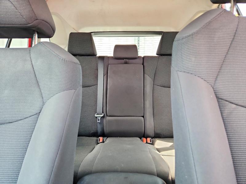 Photo 10 from auction – 2019 TOYOTA RAV4 with VIN 2T3G1RFV7KW061640