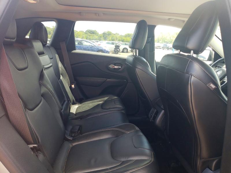 Photo 10 from auction – 2015 JEEP CHEROKEE with VIN 1C4PJMDS2FW582218