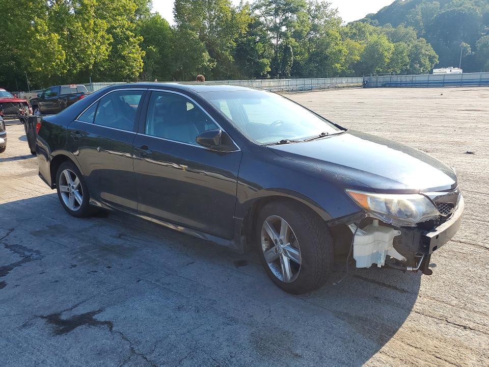 Photo 4 from auction – 2012 TOYOTA CAMRY with VIN 4T1BF1FK5CU017357