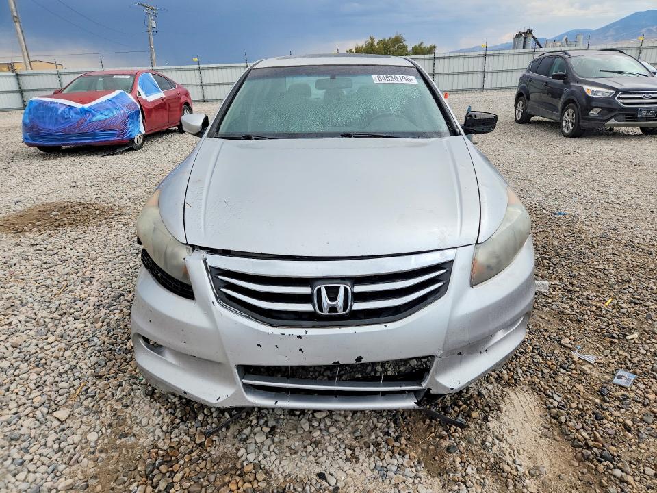 Photo 5 from auction – 2012 HONDA ACCORD with VIN 1HGCP3F87CA017319