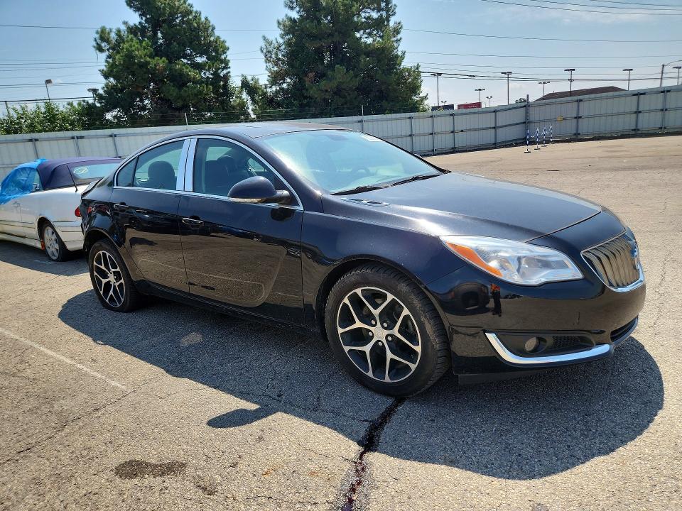 Photo 4 from auction – 2017 BUICK REGAL with VIN 2G4GL5EX8H9115211