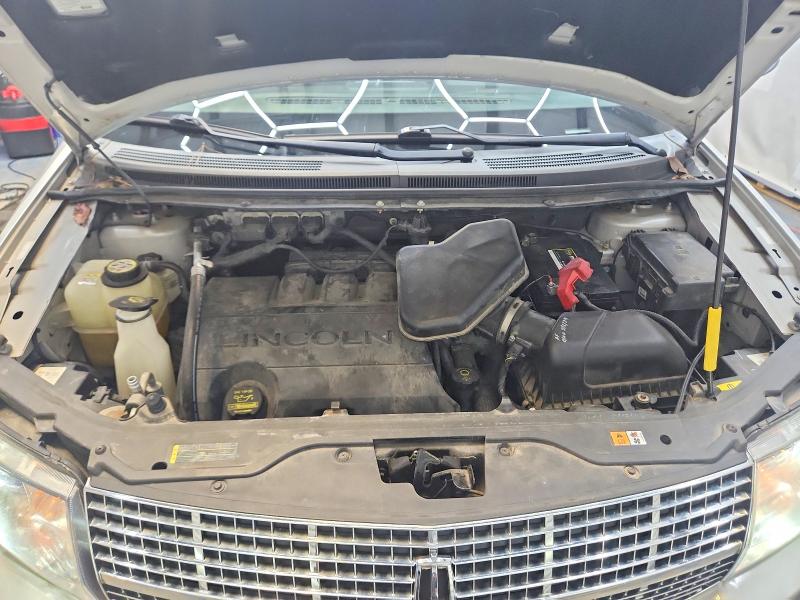 Photo 12 from auction – 2009 LINCOLN MKX with VIN 2LMDU68C79BJ01457
