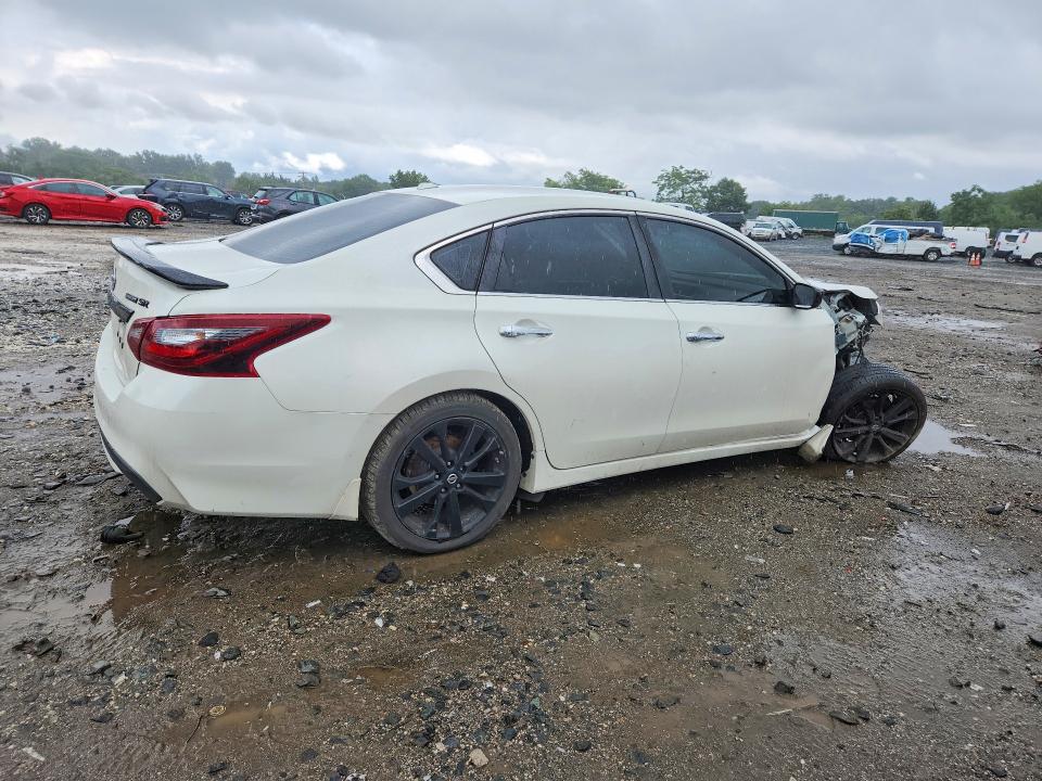 Photo 3 from auction – 2018 NISSAN ALTIMA with VIN 1N4AL3AP0JC214422