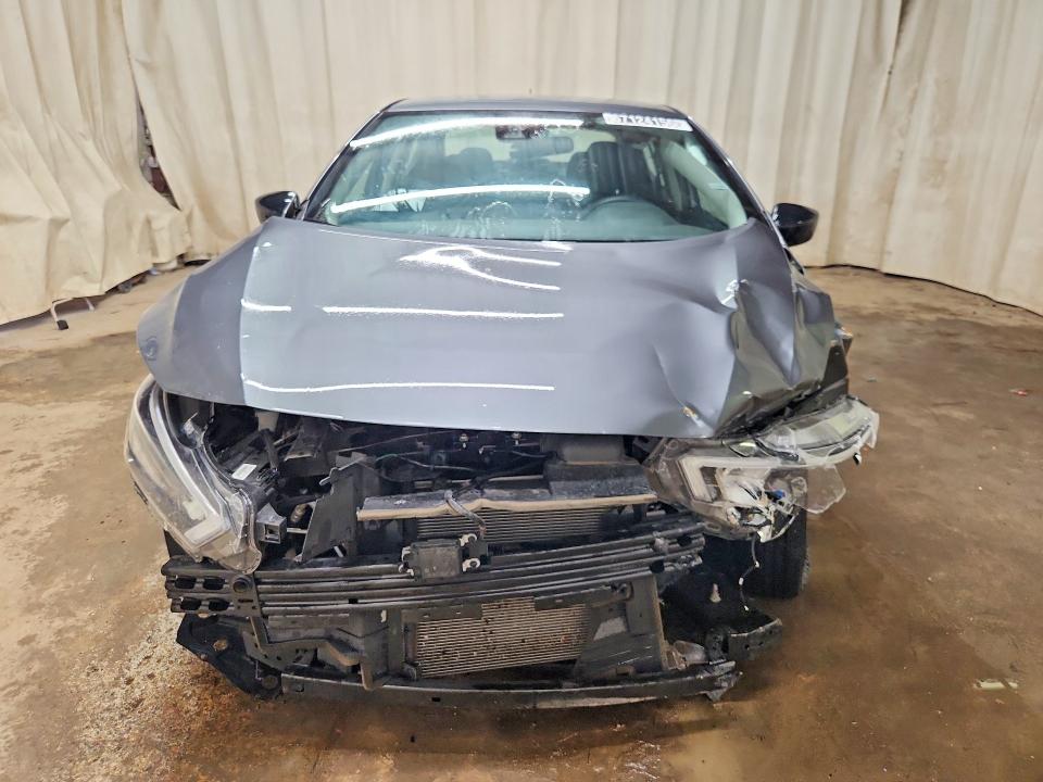 Photo 5 from auction – 2025 NISSAN VERSA with VIN 3N1CN8DV8SL885673