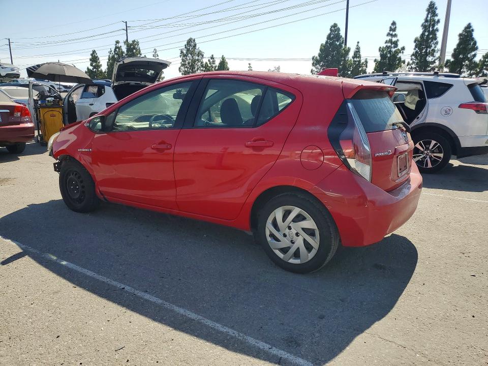 Photo 2 from auction – 2015 TOYOTA PRIUS C with VIN JTDKDTB36F1576958