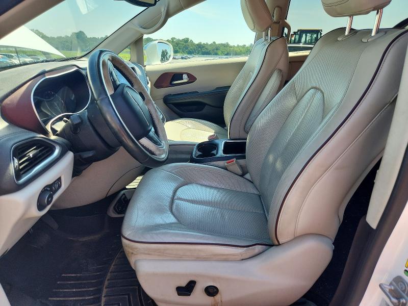 Photo 7 from auction – 2017 CHRYSLER PACIFICA with VIN 2C4RC1GG6HR504237
