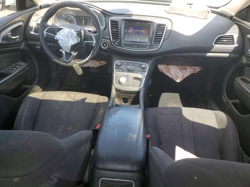 Foto 8 de la subasta – 2015 CHRYSLER 200 con VIN 1C3CCCAB4FN605595
