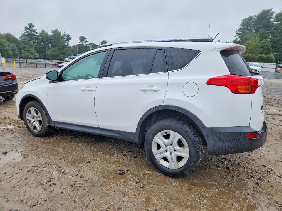 صورة رقم 2 من المزاد - 2015 TOYOTA RAV4 مع VIN 2T3BFREV6FW310268