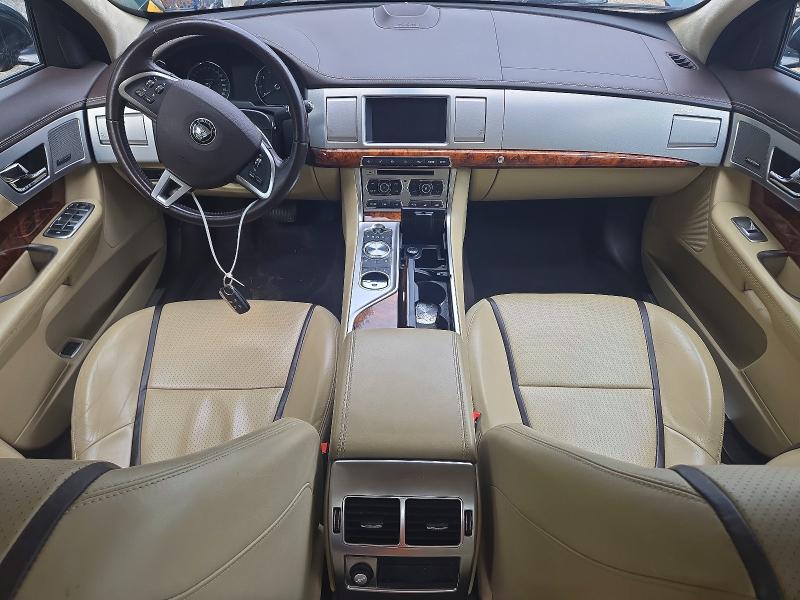 Photo 8 from auction – 2015 JAGUAR XF with VIN SAJXJ0FF1F8U69326