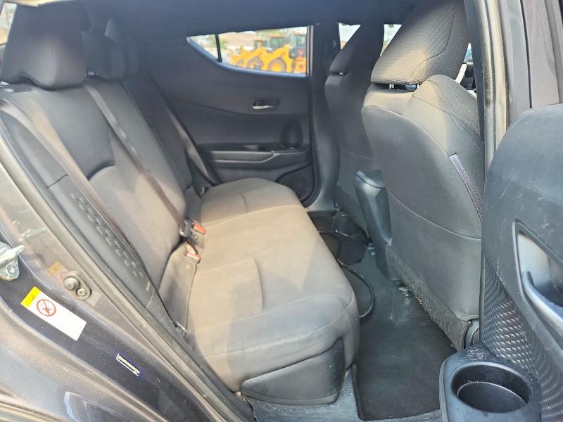 Photo 10 from auction – 2018 TOYOTA C-HR with VIN NMTKHMBX0JR017140