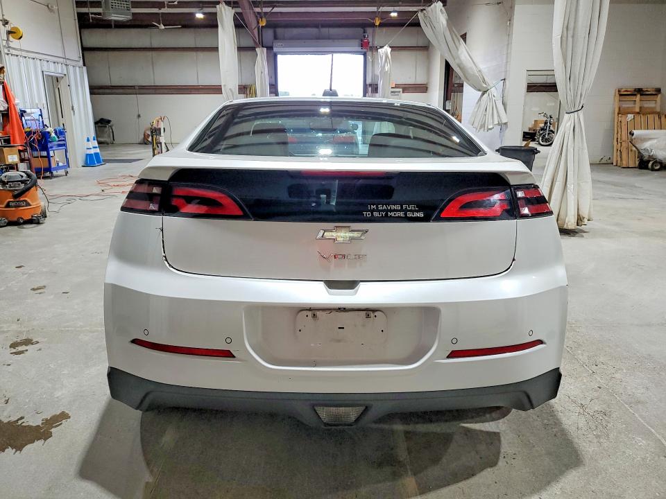 Photo 6 from auction – 2015 CHEVROLET VOLT with VIN 1G1RD6E49FU137068