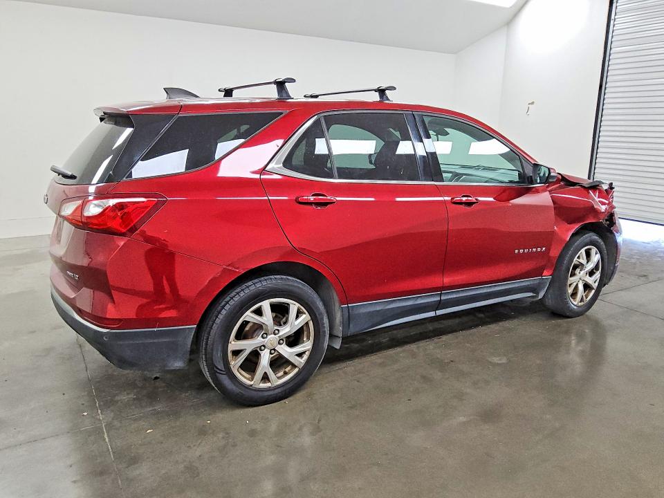 Photo 3 from auction – 2018 CHEVROLET EQUINOX with VIN 2GNAXTEX6J6194847
