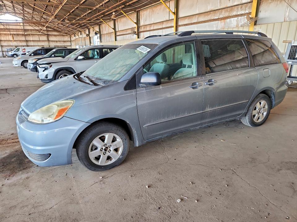 TOYOTA SIENNA 2004 with VIN 5TDZA23C94S200898 - Photo from auction