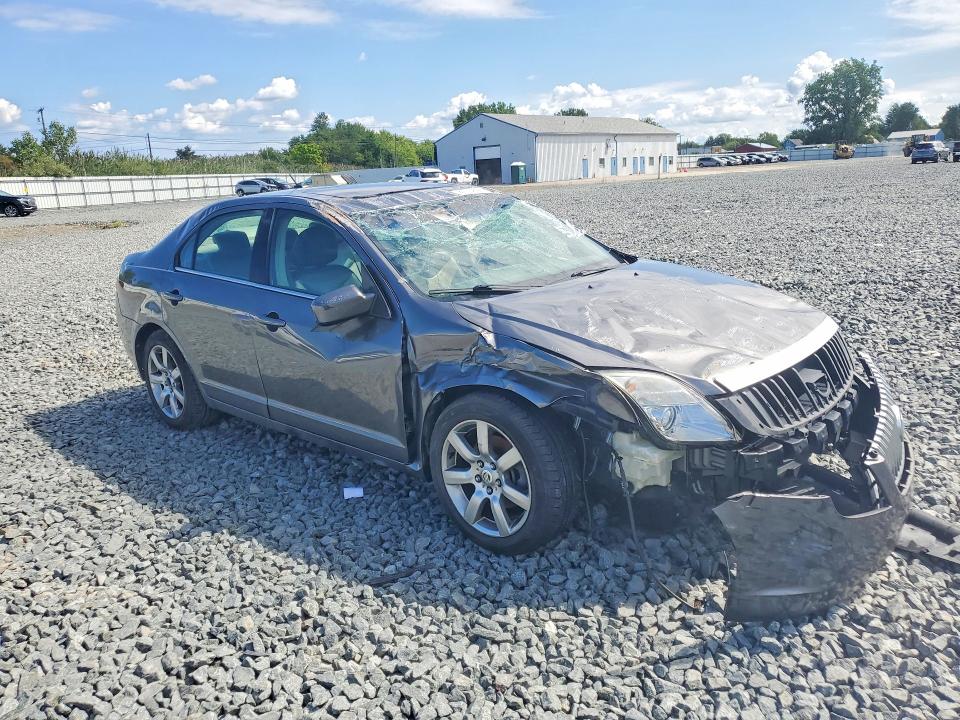 Photo 4 from auction – 2010 MERCURY MILAN with VIN 3MEHM0JGXAR621779