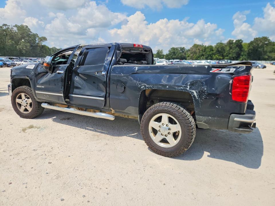 Photo 2 from auction – 2015 CHEVROLET SILVERADO with VIN 1GC1KWE81FF676267