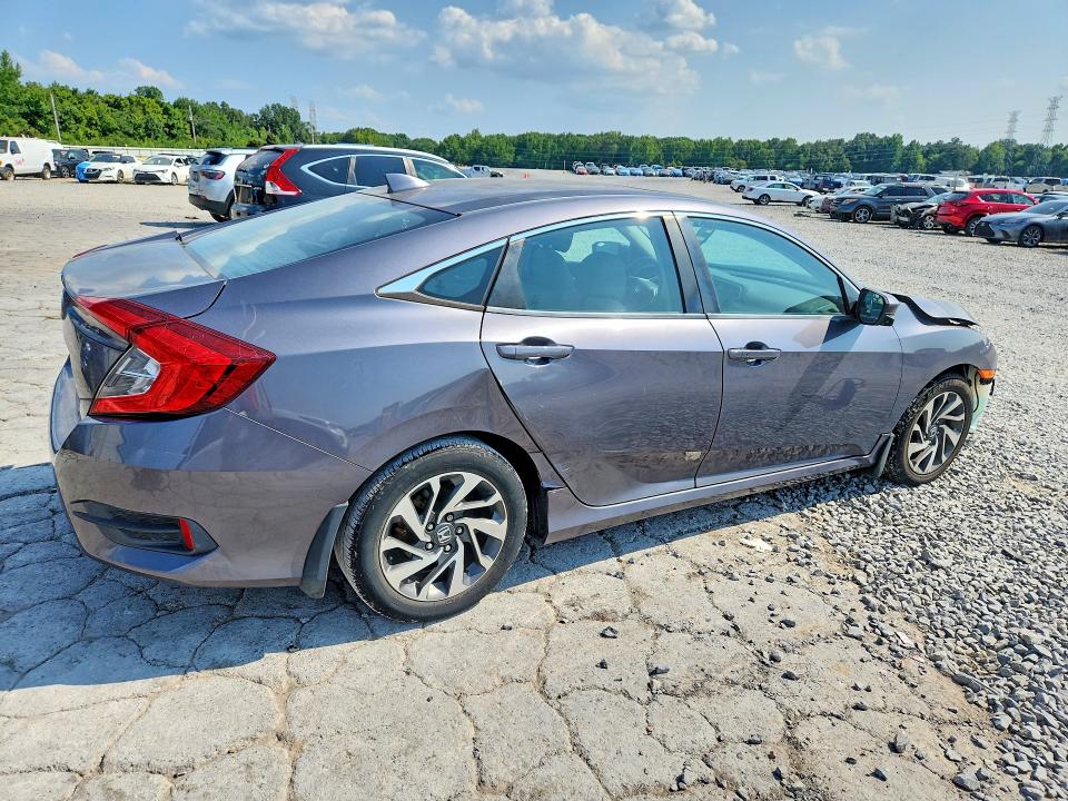 صورة رقم 3 من المزاد - 2017 HONDA CIVIC مع VIN 2HGFC2F72HH524518