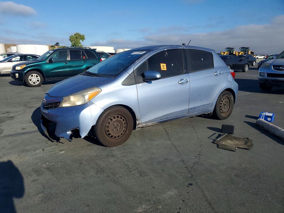 2014 TOYOTA YARIS
