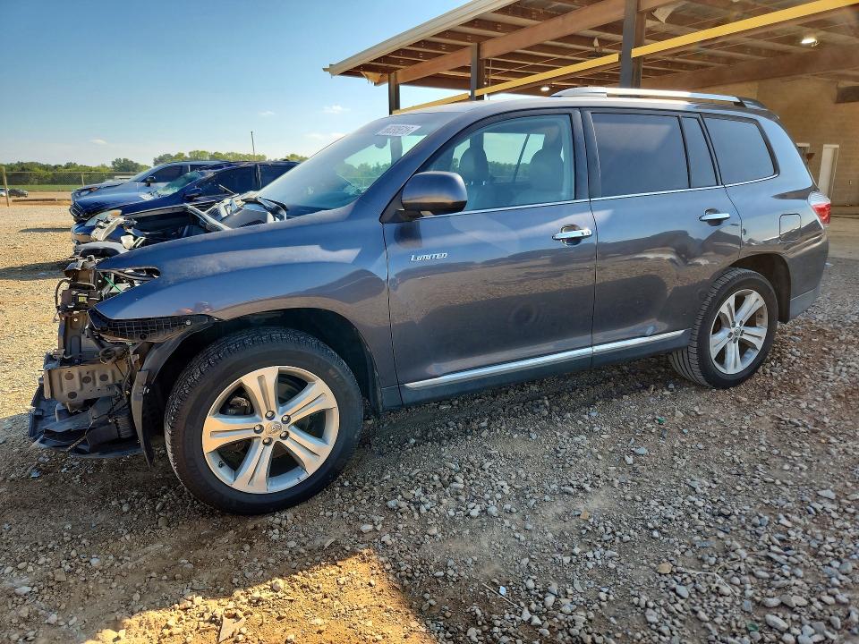 TOYOTA HIGHLANDER 2012 with VIN 5TDYK3EH3CS077380 - Photo from auction
