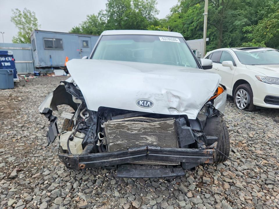 Photo 5 from auction – 2012 KIA SOUL with VIN KNDJT2A6XC7363590