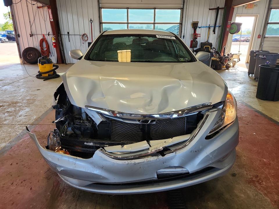 Photo 5 from auction – 2013 HYUNDAI SONATA with VIN 5NPEB4AC2DH701339