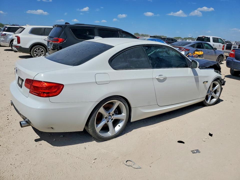 Photo 3 from auction – 2012 BMW 335 with VIN WBAKG7C55CE802696