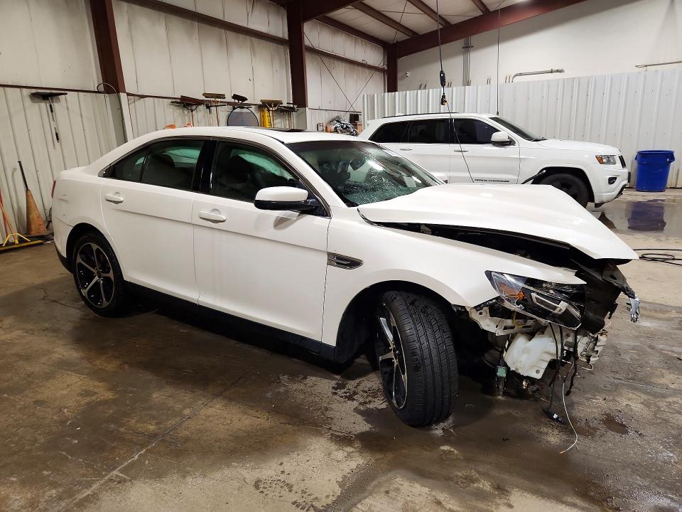 Photo 4 from auction – 2015 FORD TAURUS with VIN 1FAHP2H85FG179274
