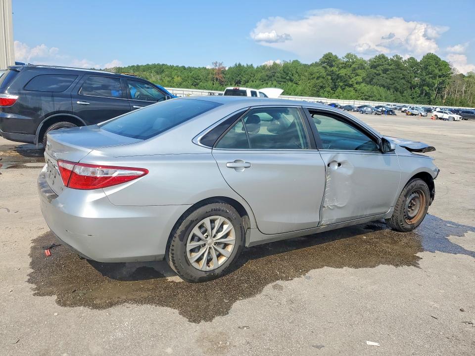 Zdjęcie 3 z aukcji – 2015 TOYOTA CAMRY z VIN 4T1BF1FK2FU100006