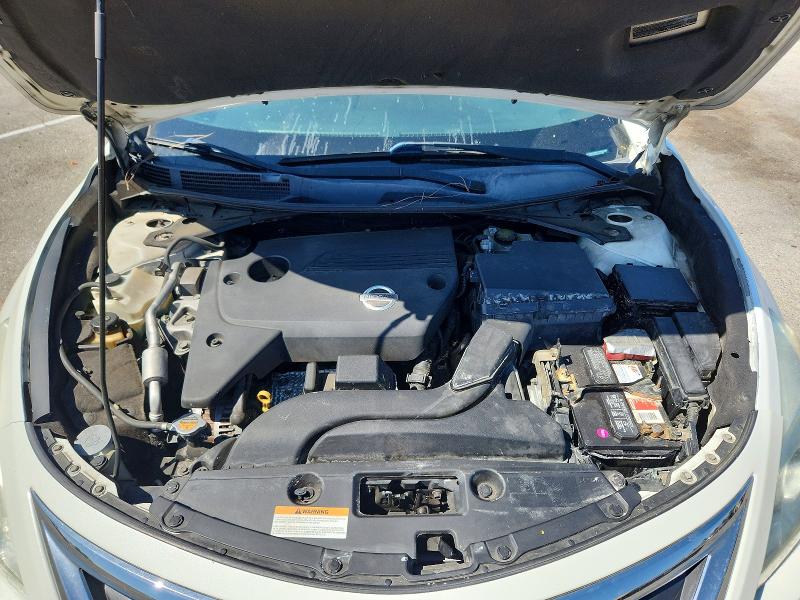 Photo 11 from auction – 2013 NISSAN ALTIMA with VIN 1N4AL3AP0DC112199