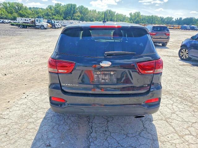 Photo 6 from auction – 2019 KIA SORENTO with VIN 5XYPG4A54KG475210