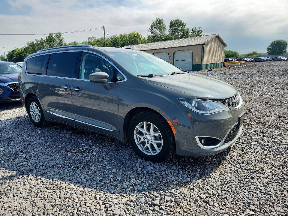 Photo 4 from auction – 2020 CHRYSLER PACIFICA with VIN 2C4RC1BG3LR281767