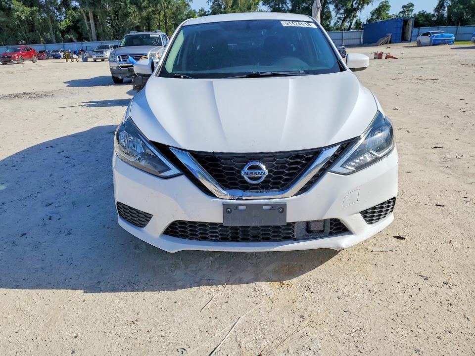 Photo 5 from auction – 2019 NISSAN SENTRA with VIN 3N1AB7AP1KY374969