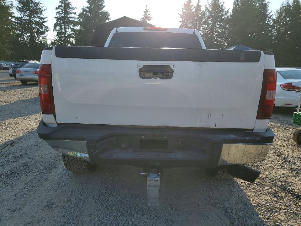 Photo 6 from auction – 2008 CHEVROLET SILVERADO with VIN 1GCHC23618F227728
