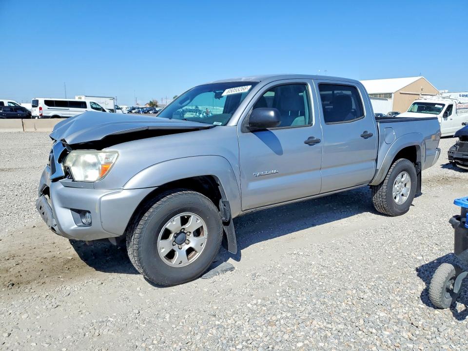 TOYOTA TACOMA 2015 with VIN 3TMLU4EN8FM166611 - Photo from auction