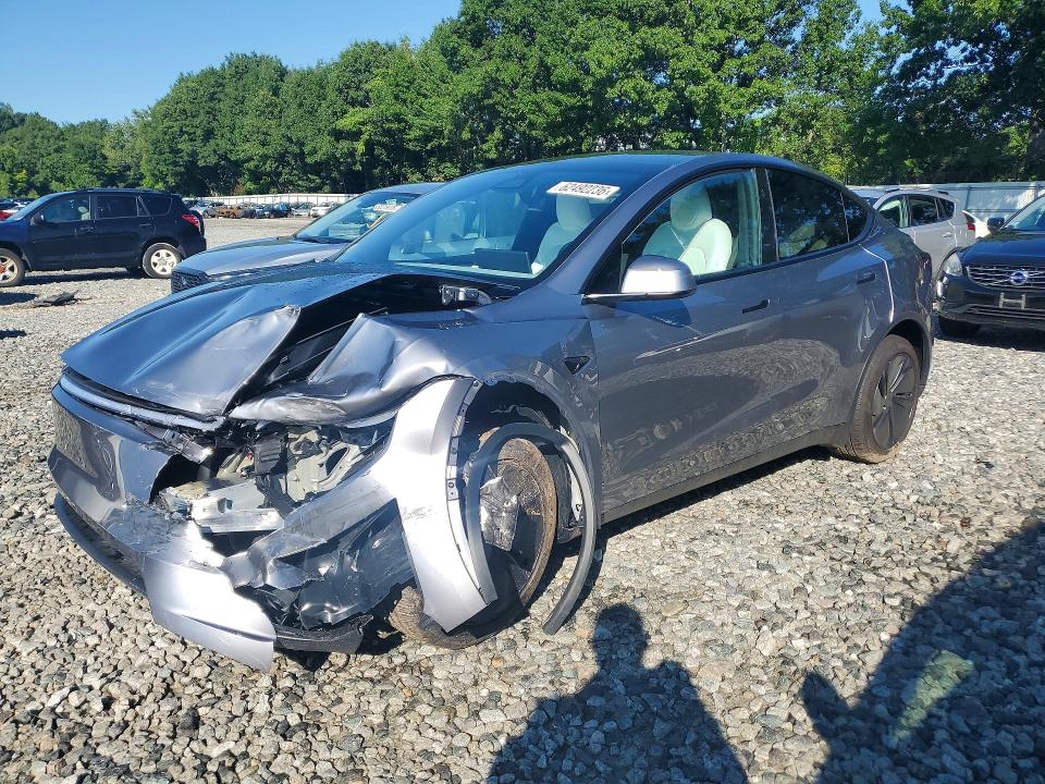 TESLA MODEL Y 2026 с VIN 7SAYGDED3TF659779 - Фото с аукциона