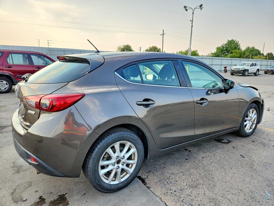 Photo 3 from auction – 2015 MAZDA 3 with VIN 3MZBM1L7XFM147747