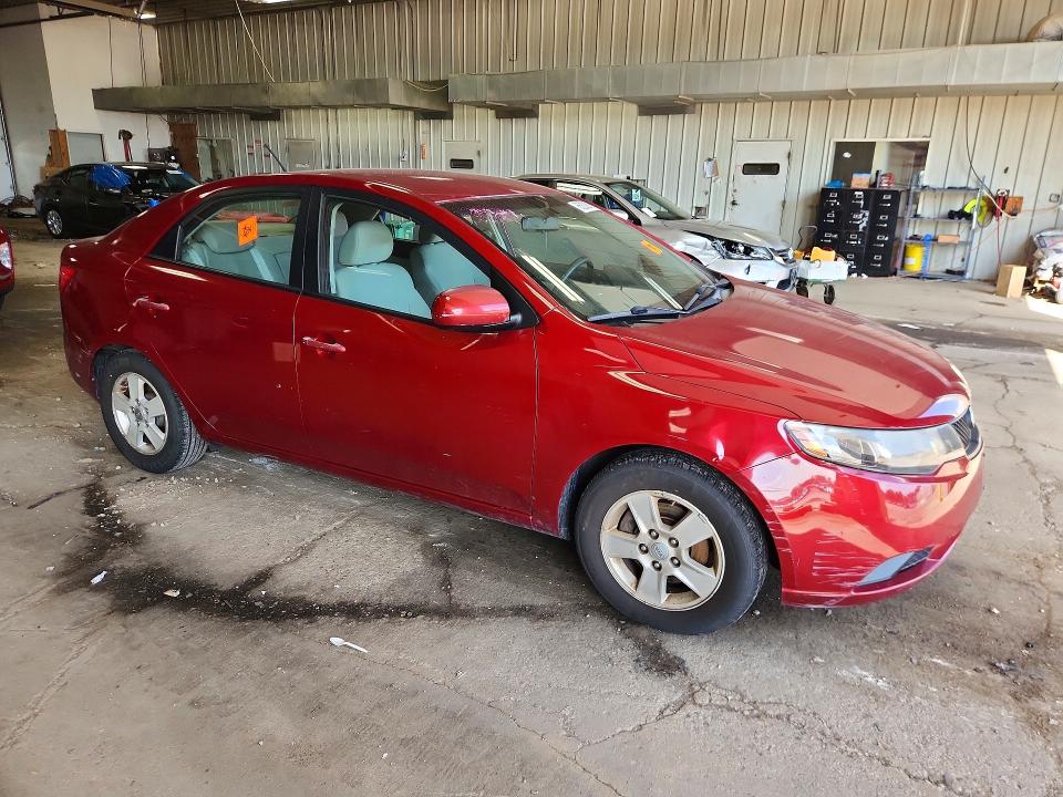 Photo 4 from auction – 2010 KIA FORTE with VIN KNAFT4A22A5882475