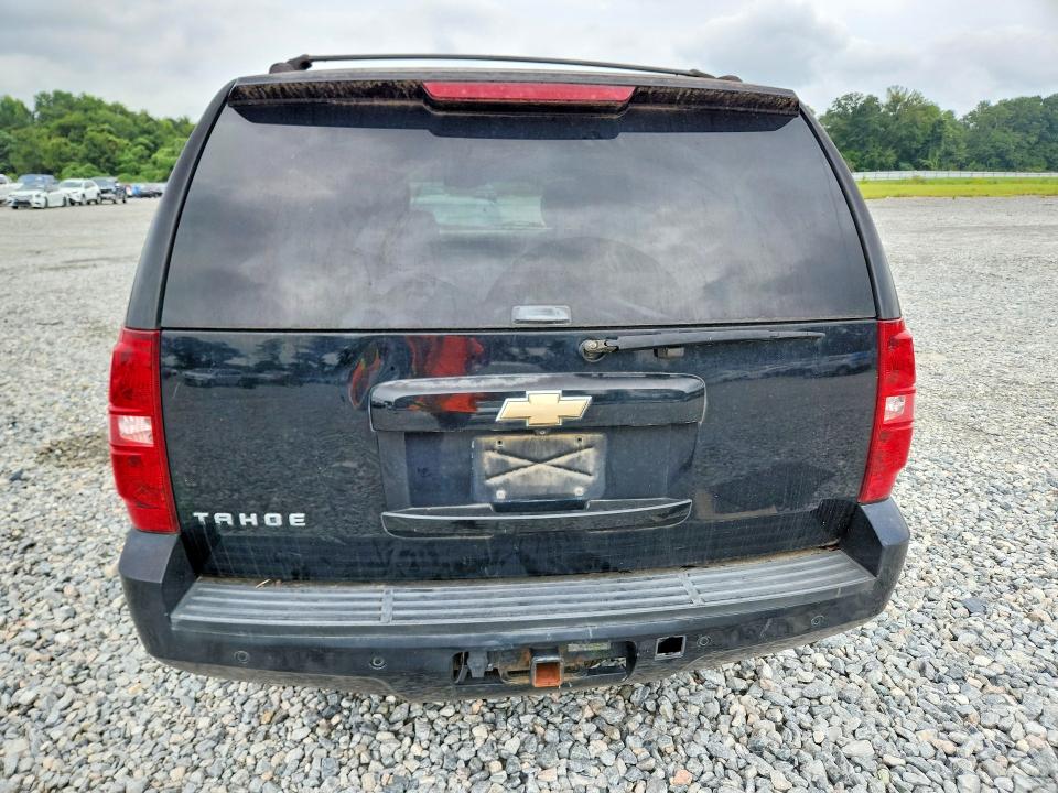 Photo 6 from auction – 2007 CHEVROLET TAHOE with VIN 1GNFC13JX7R296282