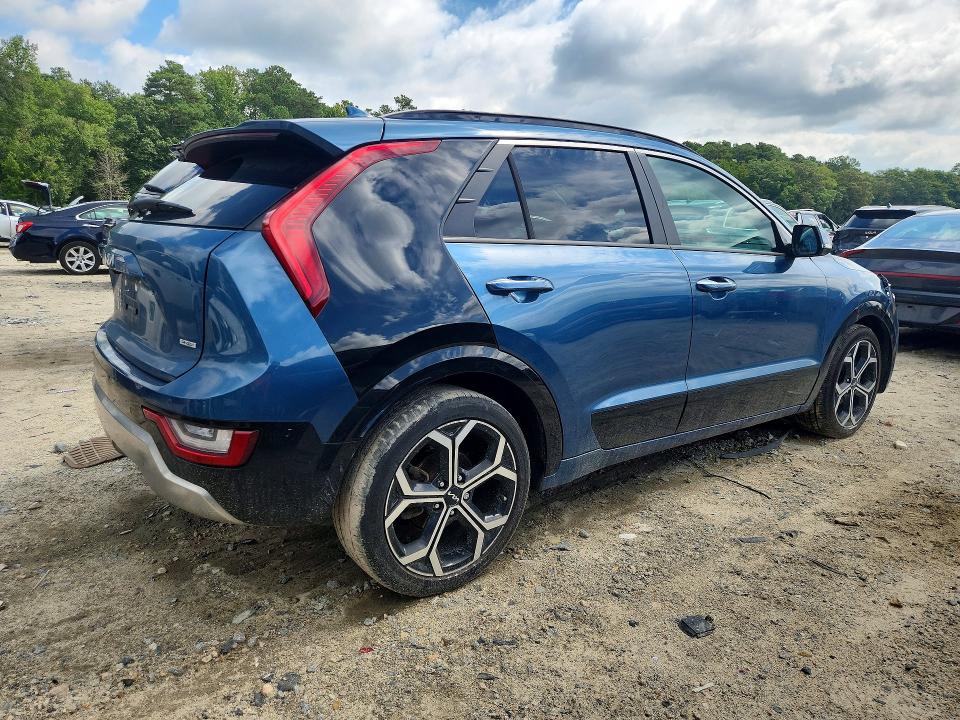 Photo 3 from auction – 2023 KIA NIRO with VIN KNDCR3LF6P5077554