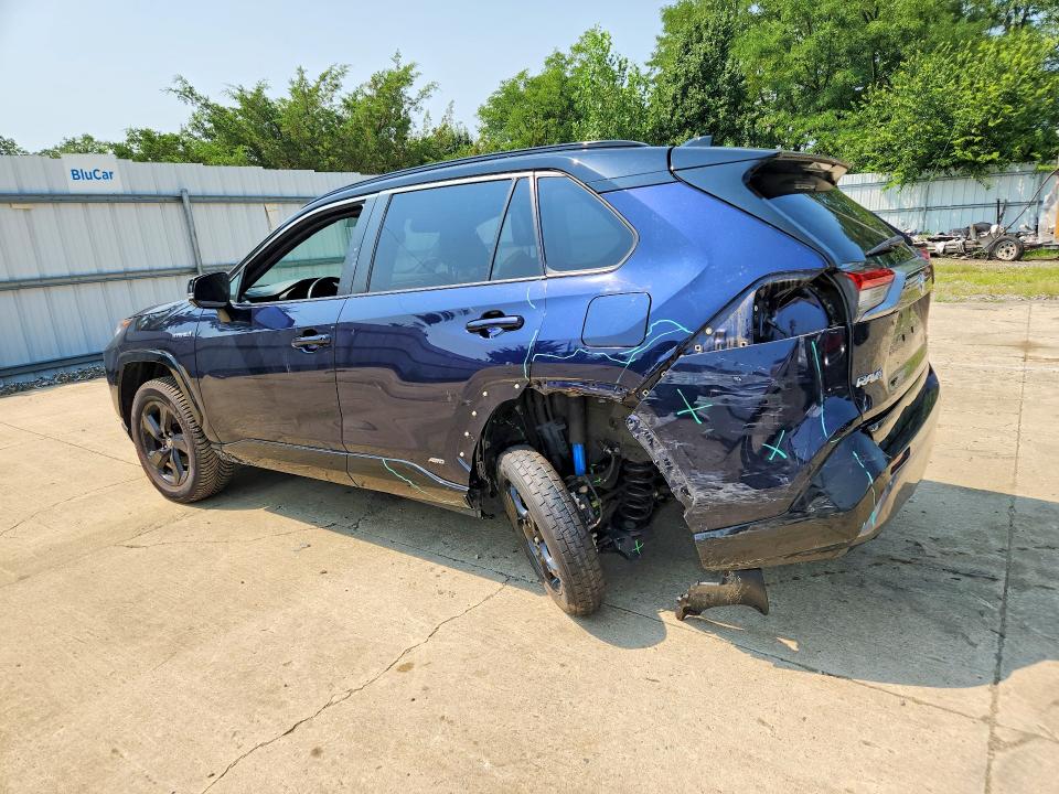 Photo 2 from auction – 2021 TOYOTA RAV4 with VIN 2T3E6RFV8MW023183