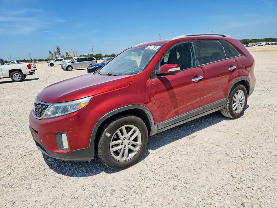 KIA SORENTO 2015 with VIN 5XYKT3A65FG558935 - Photo from auction