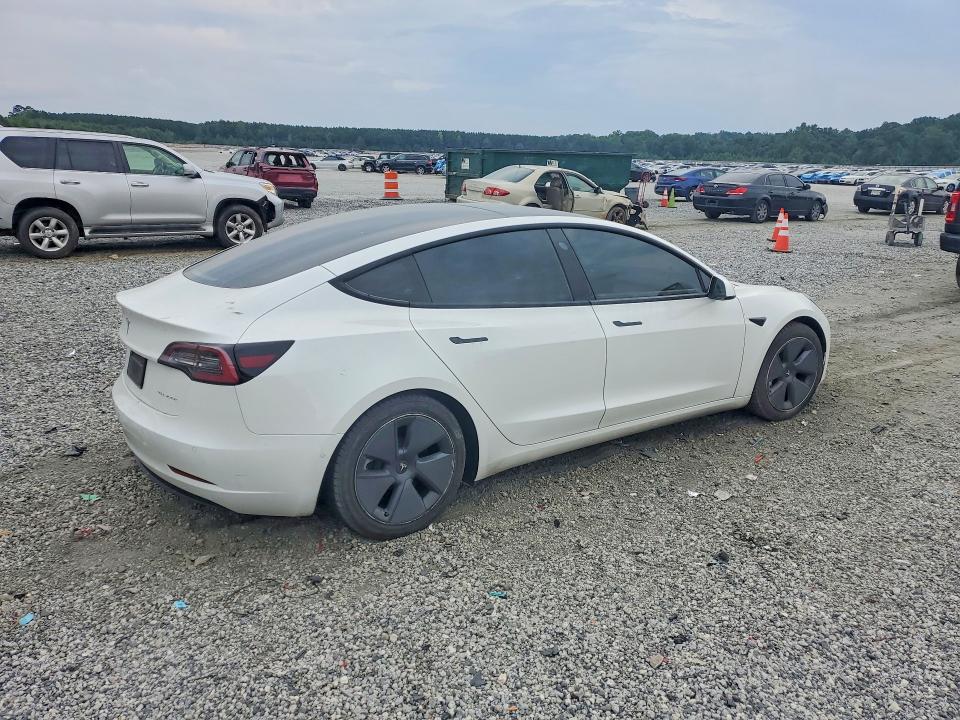 Photo 3 from auction – 2021 TESLA MODEL 3 with VIN 5YJ3E1EB9MF035559