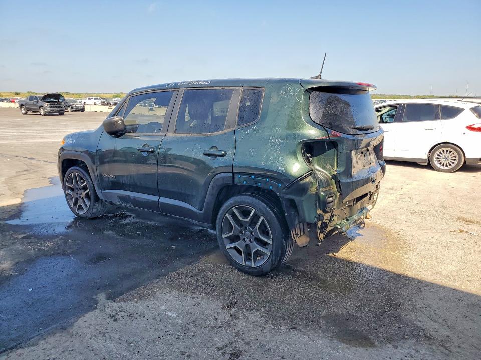 Photo 2 from auction – 2021 JEEP RENEGADE with VIN ZACNJCAB2MPM52694
